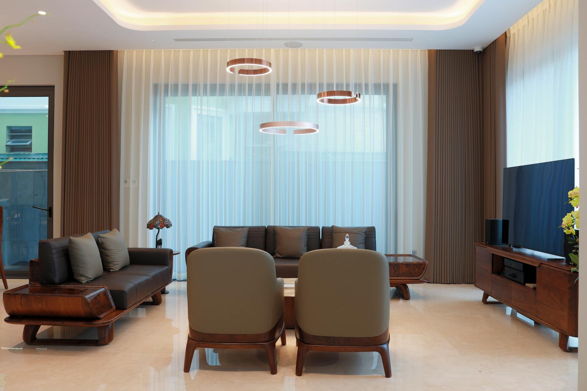 Email Marketing for High-AOV Furniture Purchases: Nurturing the 30-Day Decision Window